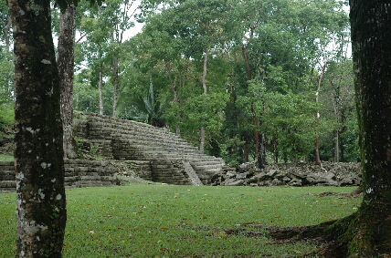 Lubaantun ruins next to rubble 